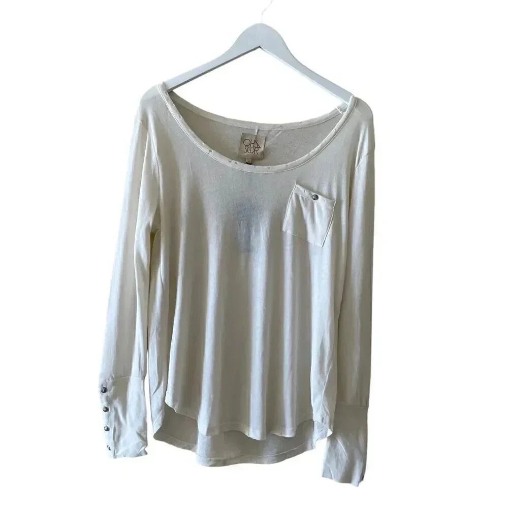 NWT Chaser Distressed Rice SCOOP NECK W/ POCKET White  Buttons l Top SZ M